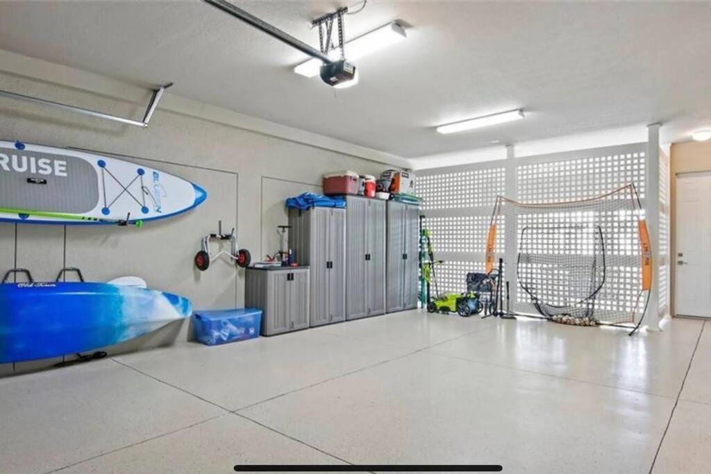 Luxurious Modern Townhouse Right Across Beach!! Table Tennis St. Pete Beach Exterior photo