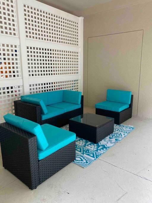 Luxurious Modern Townhouse Right Across Beach!! Table Tennis St. Pete Beach Exterior photo