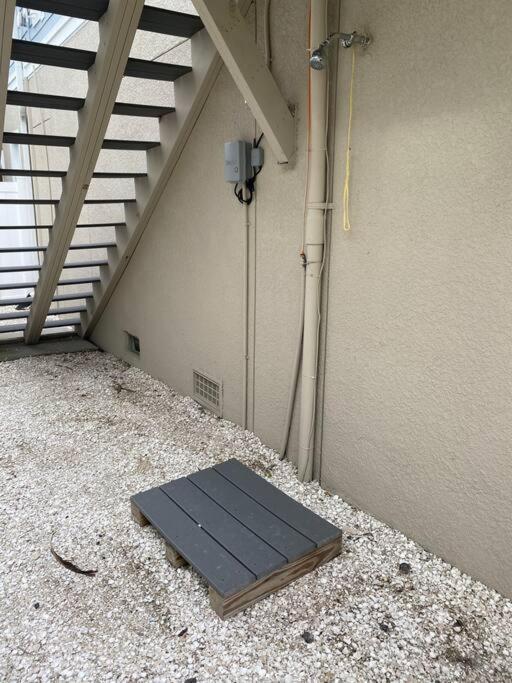 Luxurious Modern Townhouse Right Across Beach!! Table Tennis St. Pete Beach Exterior photo