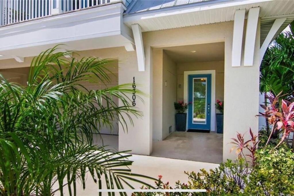 Luxurious Modern Townhouse Right Across Beach!! Table Tennis St. Pete Beach Exterior photo